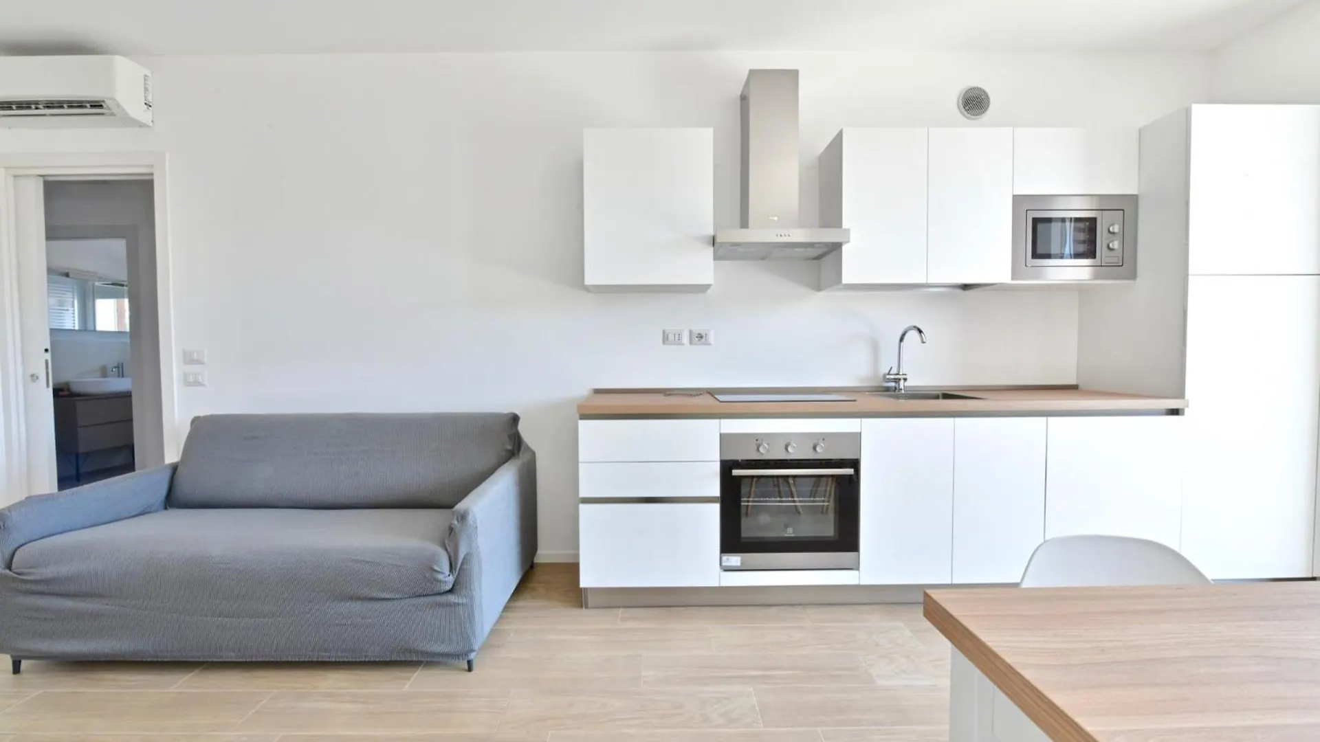 Sun Beach Apartments Lido di Jesolo Italy
